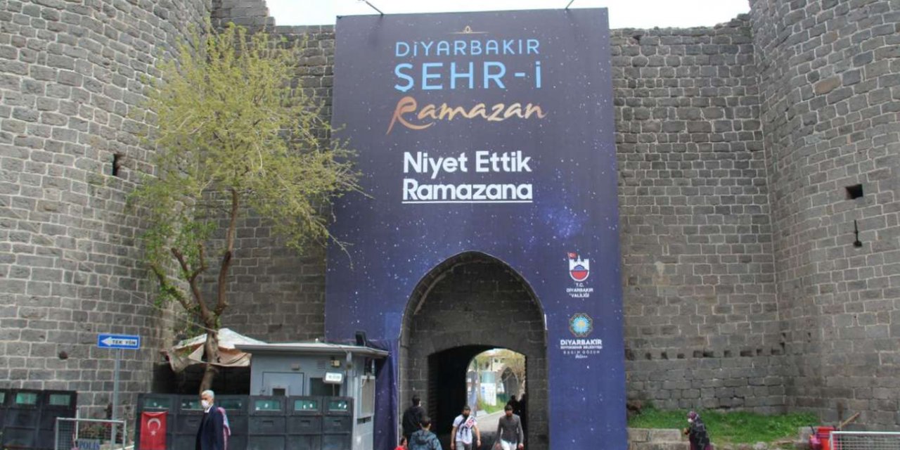 ​Ramazan'ın tüm güzelliklerinden istifade etmeliyiz