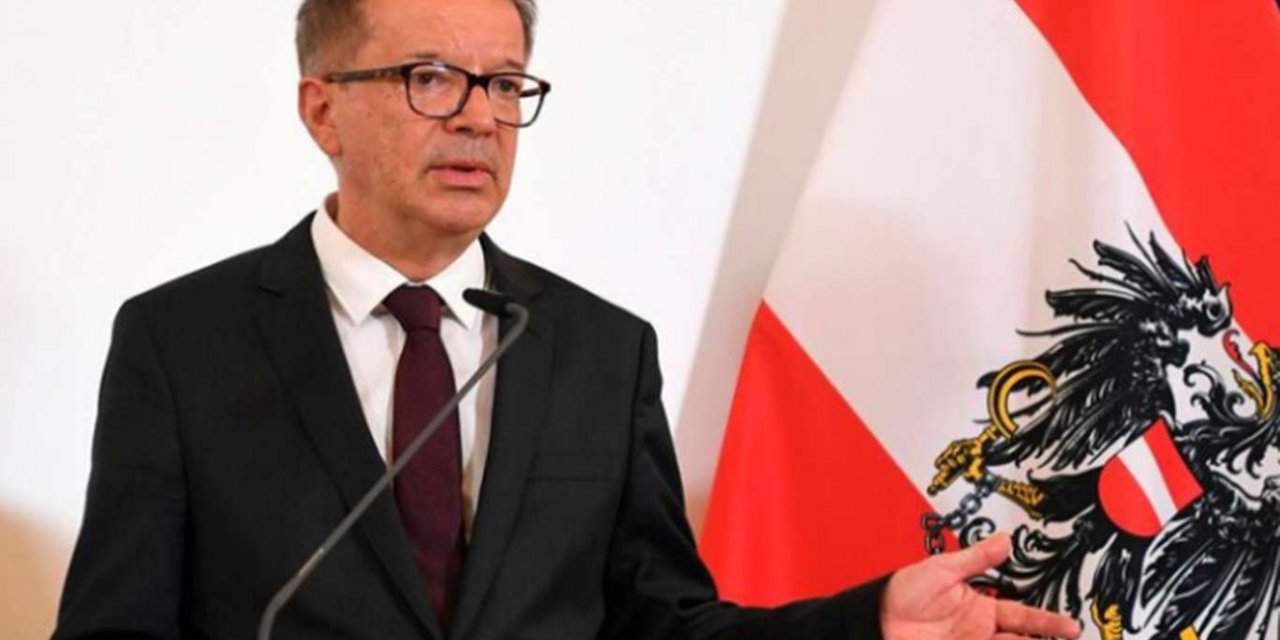 Austria's Health Minister Anschober resigns citing health reasons