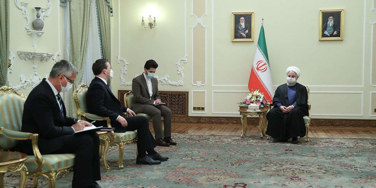Ruhani: Yaptırımların kalkmasıyla dost ülkeler bu fırsatı değerlendirmeli