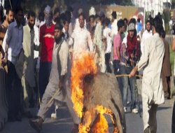 Li Bangladeşê Qetlîam