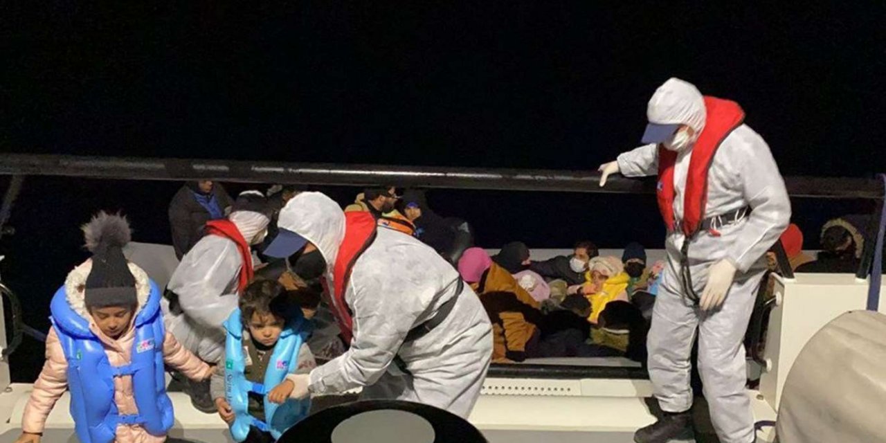 Sahil Güvenlik Komutanlığı: 30 düzensiz göçmen kurtarıldı
