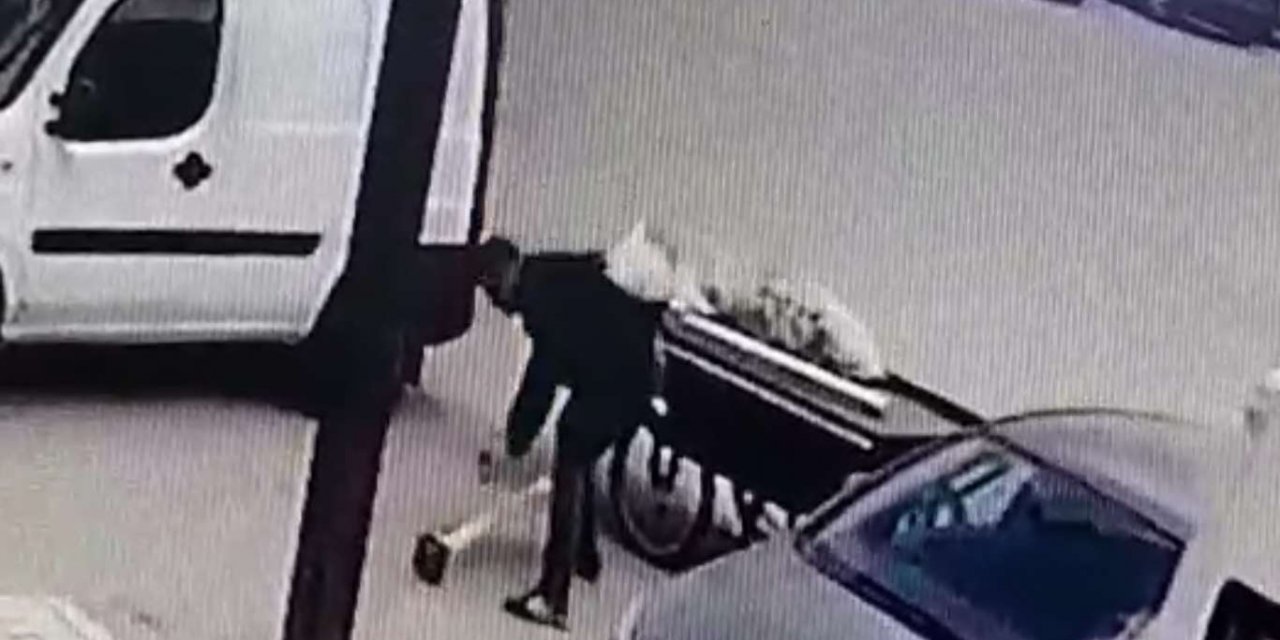 Engelli rampasına konulan demir çubuklar çalındı