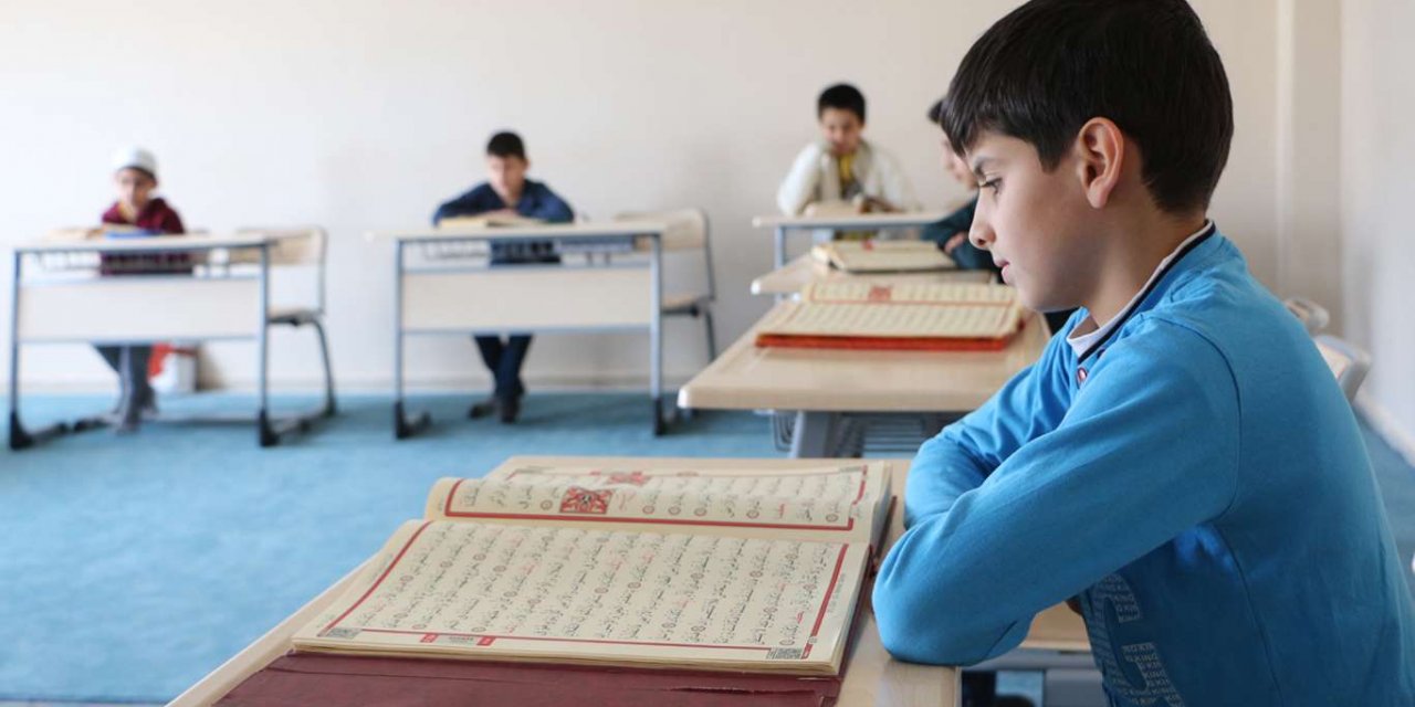​Kur’an aşığı çocuklar uzaktan eğitimle 9 ayda hafız oldular