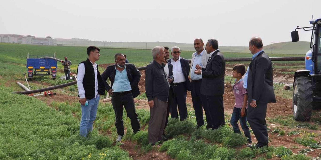 Sulama kanallarından istifade edemeyen çiftçiler büyük mağduriyet yaşıyor