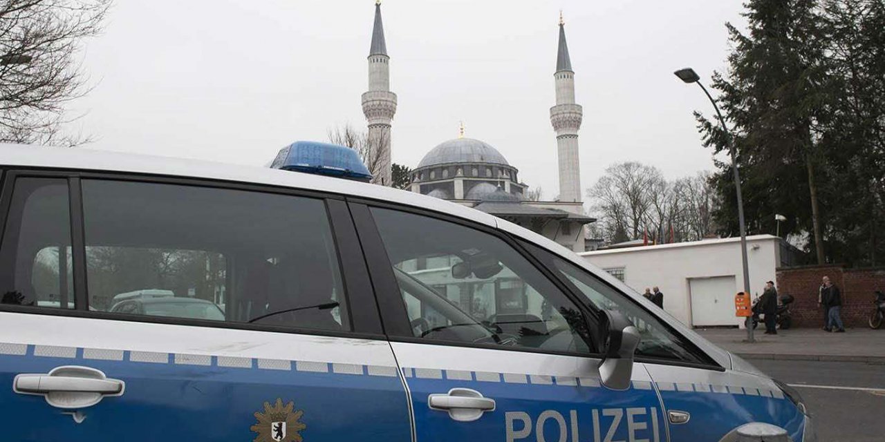 Almanya'da cami inşaatına "park yerinin yetersizliği" bahanesiyle izin verilmedi