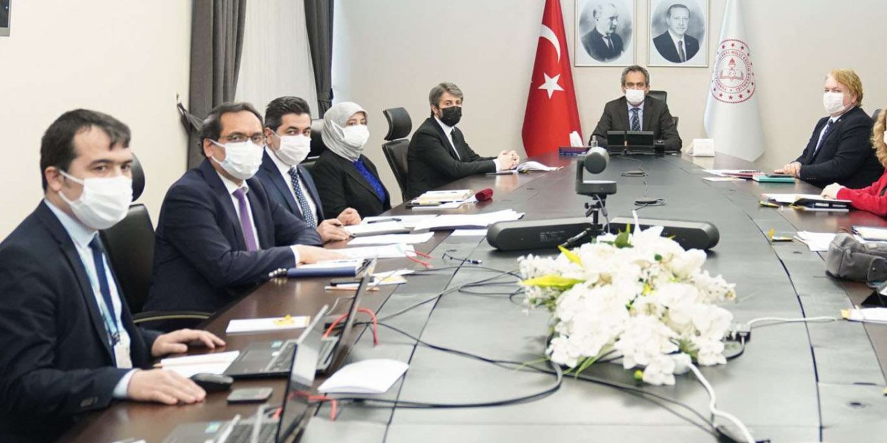 Suriyeli mültecilerin entegrasyonu için mesleki eğitim merkezlerine erişimleri artırılacak