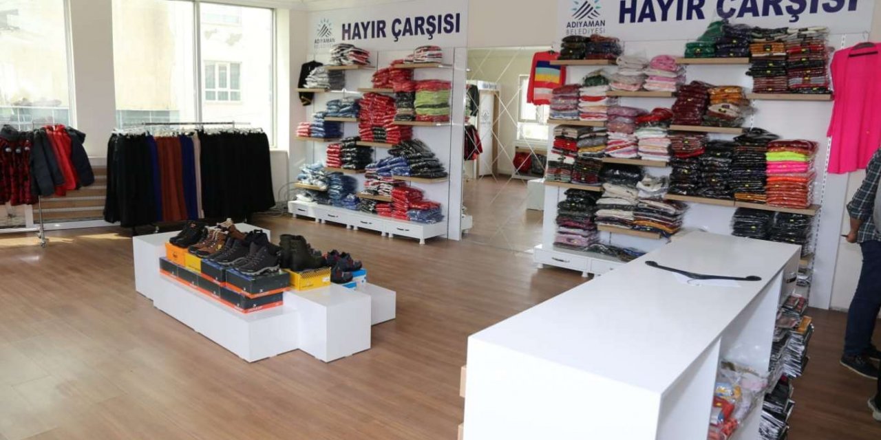 Adıyaman'da hayır çarşısı kuruldu