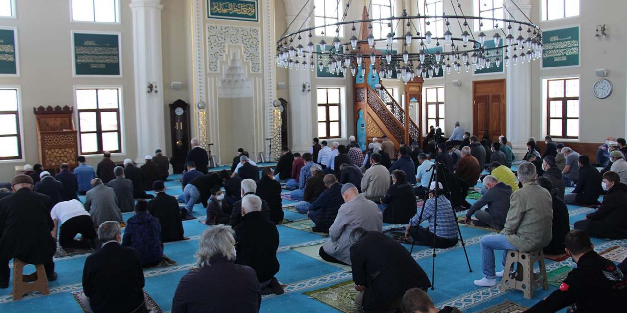 ​İstanbul'da "tam kapanma" cuması