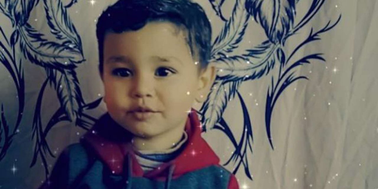 Üzerine motosiklet düşen çocuk vefat etti