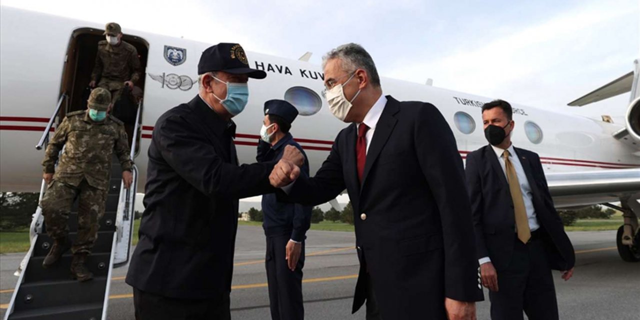 Savunma Bakanı Akar Harekatlârın yönetildiği Eskişehir’e gitti