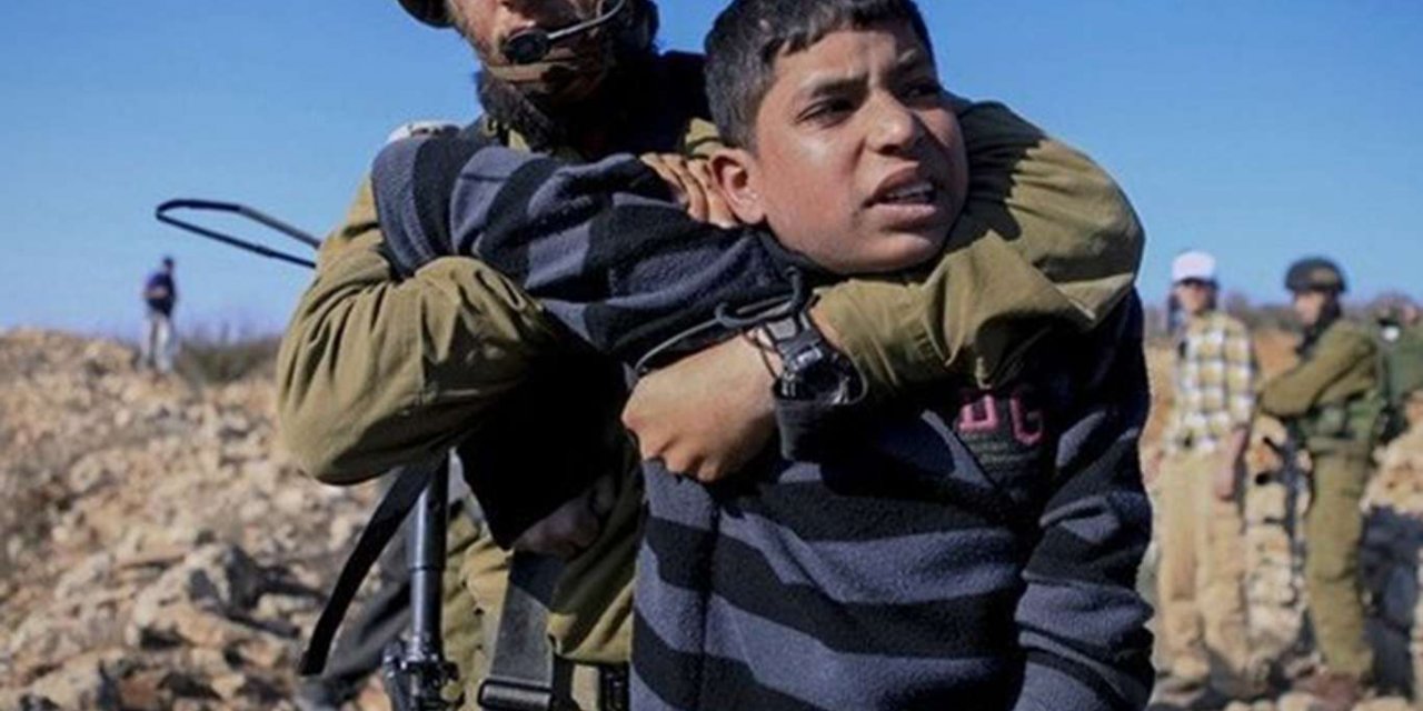 Siyonist işgalci rejim 65'i çocuk 10'u kadın 420 Filistinliyi esir aldı