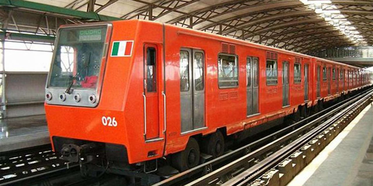 At least 15 people killed when Mexico City metro overpass collapses