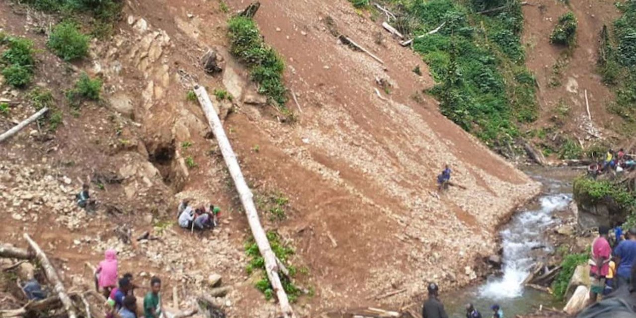 Gine'de altın madeninde göçük: 15 ölü