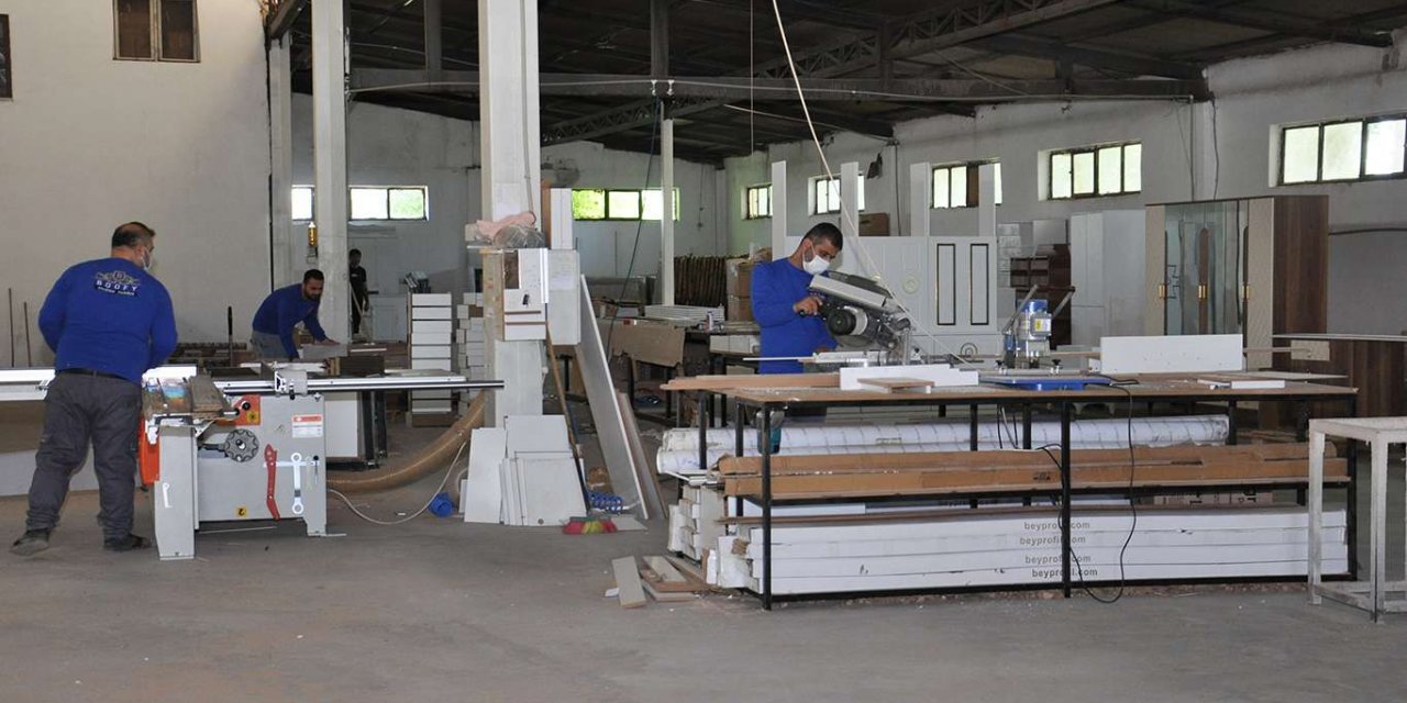 Yatırım için yer tahsisinde bulunan girişimciler yetkililere seslendi