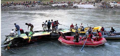 Yolcu otobüsünde can pazarı