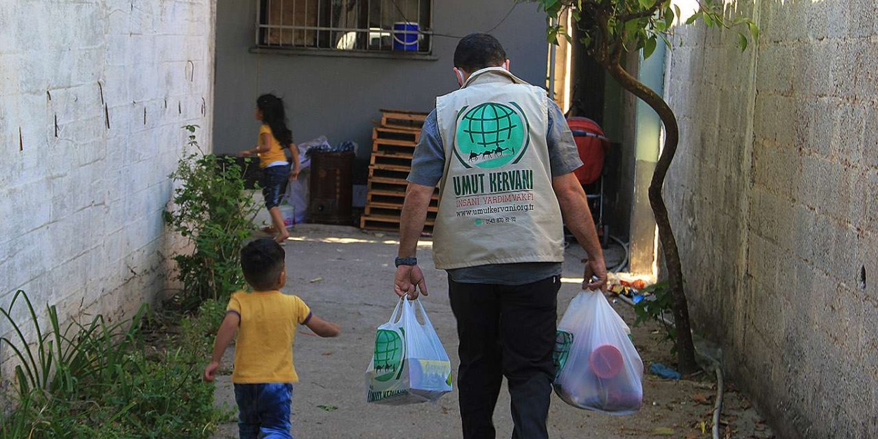 Adana Umut Kervanı Ramazan ayında yaklaşık 600 aileye yardım etti