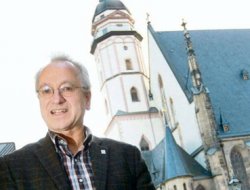 Rahipten Kutlu Doğuma övgü