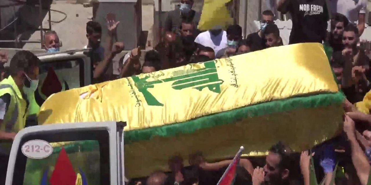 Muhammed Tahanê ku doh li ber sînora Libnanê di xwepêşanan de ji teref siyonistan ve hat şehîdkirin tê oxirkir