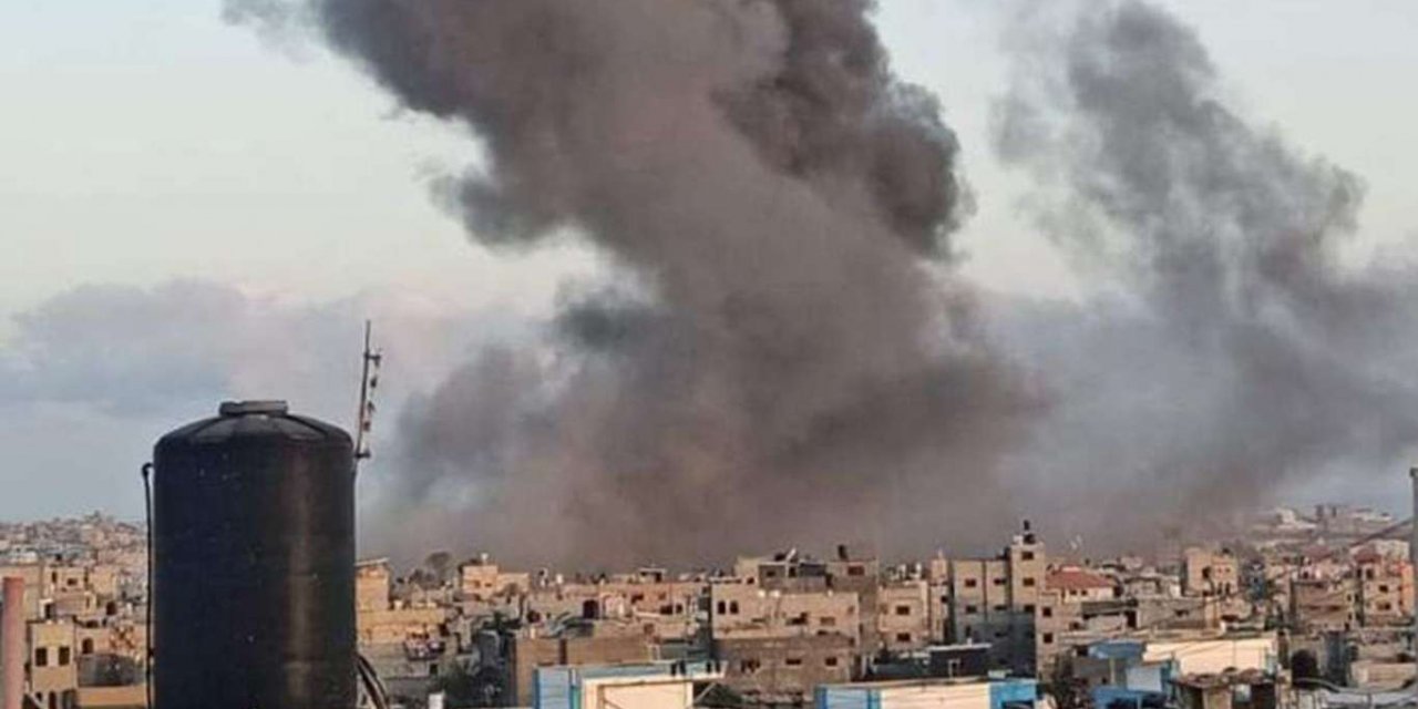 Gazze’ye sekiz fosfor bombası atıldı