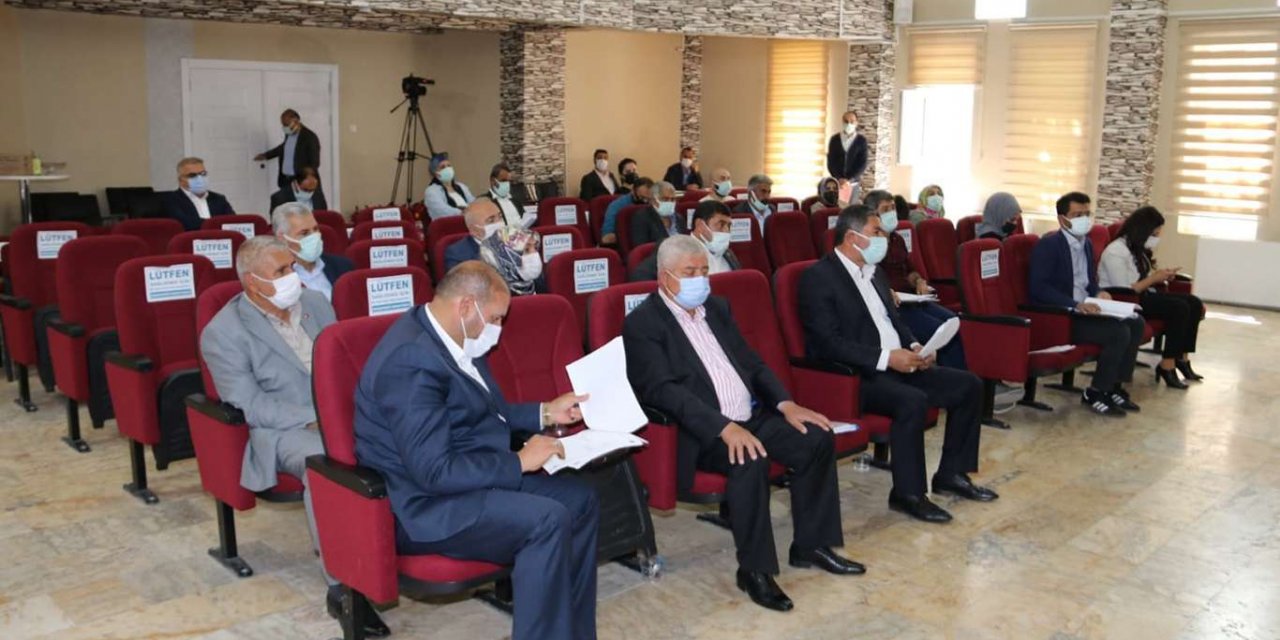 Edremit Belediye Meclisi'nden işgal rejimine kınama