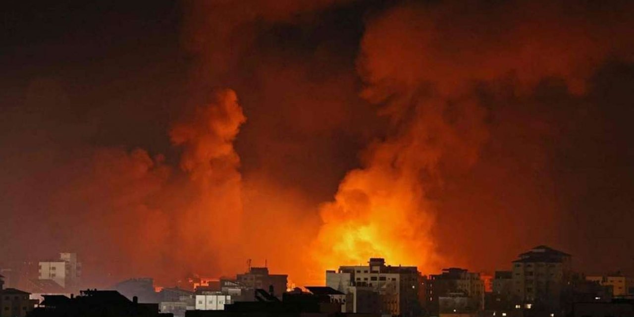 Siyonist işgal rejimi ateşkes öncesi Gazze'yi bombalıyor