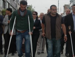 Engelleri aşmak için yürüdüler