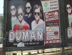 Evrensel Yine Hortladı!