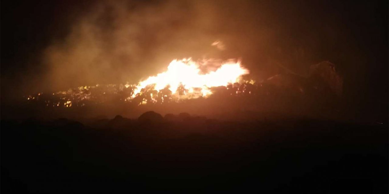 Diyarbakır'ın Çermik ilçesinde çıkan yangında onlarca ev alevlerin arasında kaldı