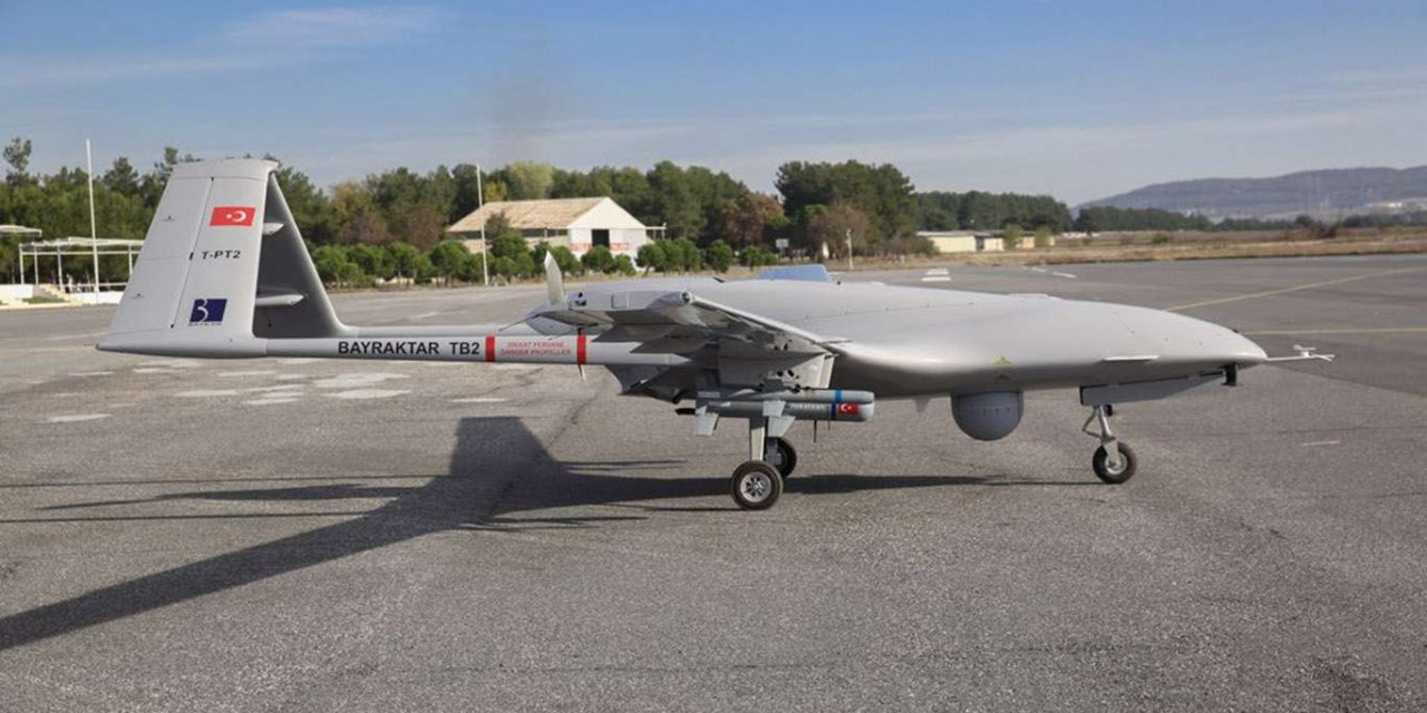 Polonya Savunma Bakanı: Ordumuzu kendini kanıtlayan Bayraktar İHA'larla donatacağız