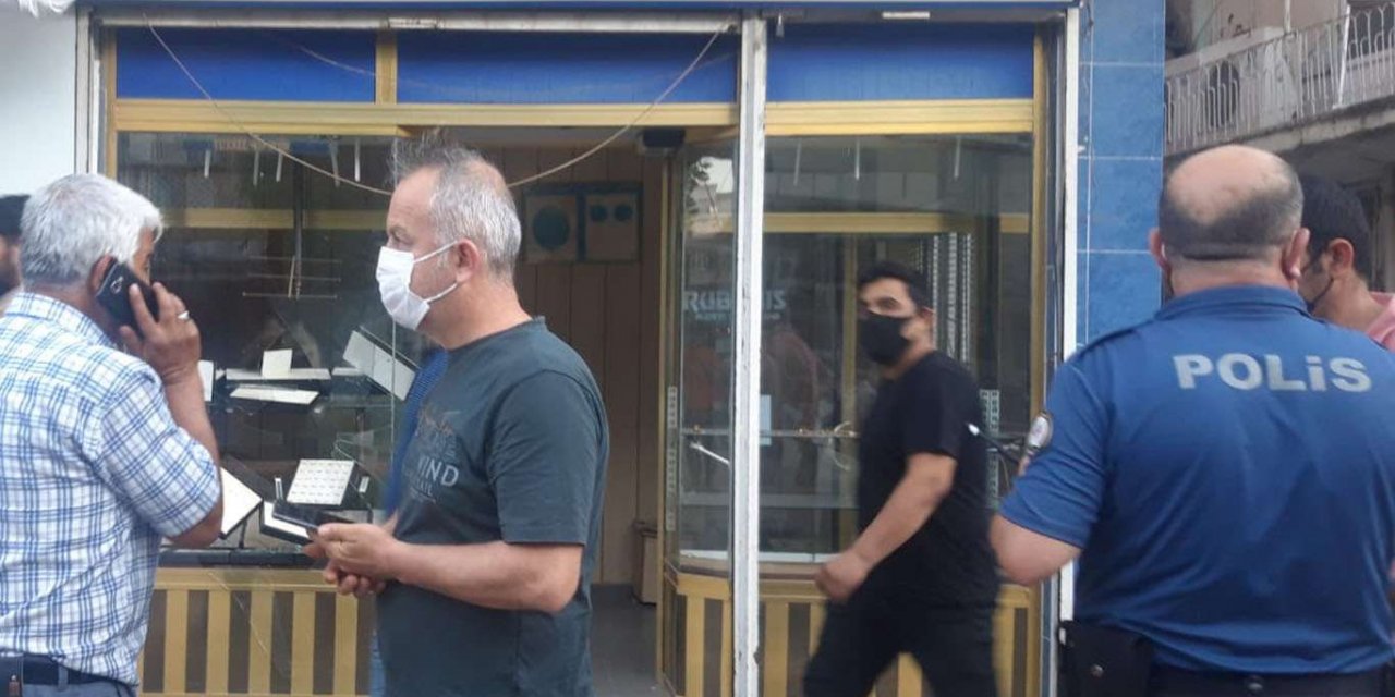 Adıyaman'da işyerinin kırılan camının hırsızlık nedeniyle kırılmadığı anlaşıldı