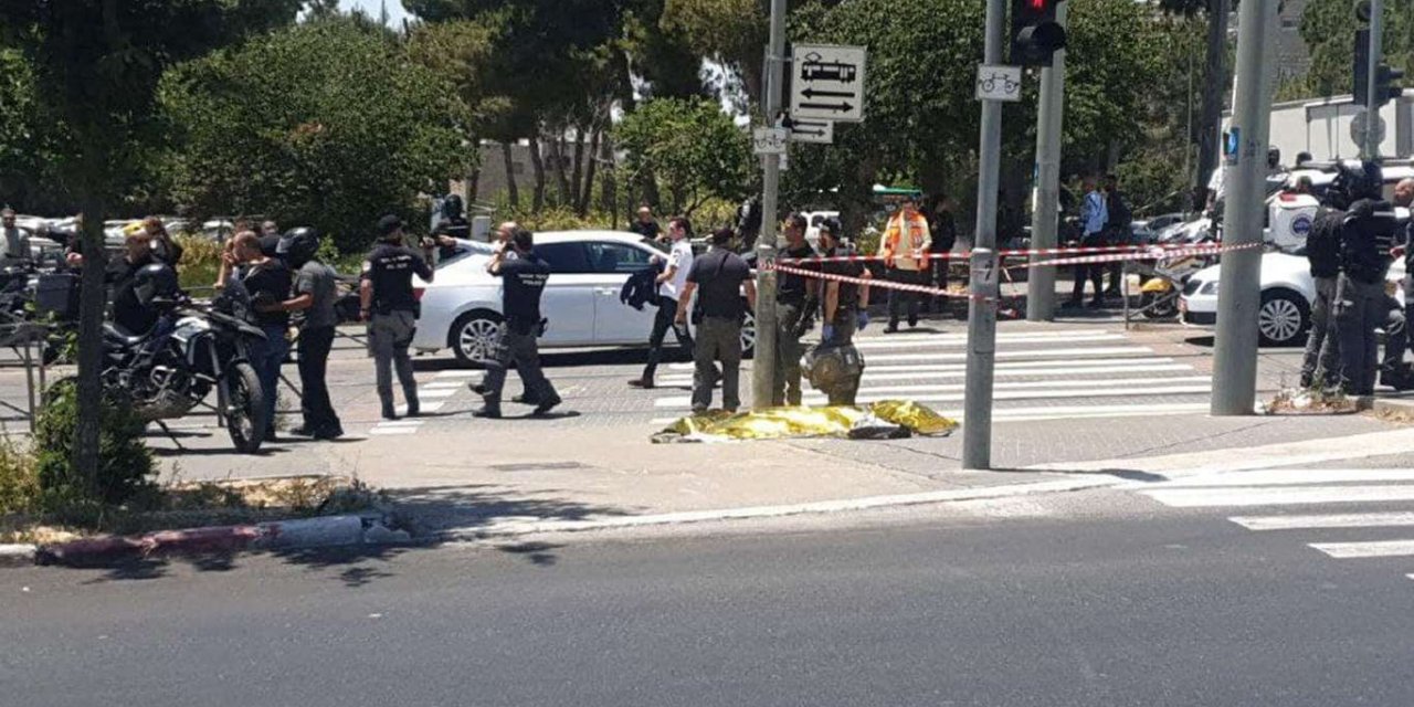 İşgalci siyonistlerin silahla yaraladığı Filistinli genç şehid oldu