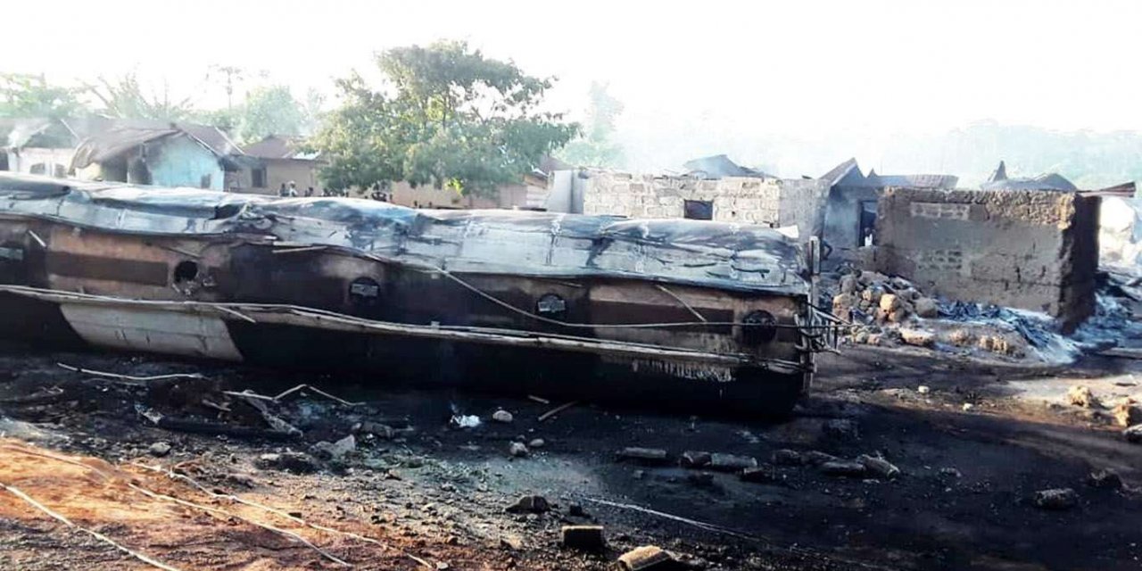 Gana'da tanker patladı: 3 ölü 7 yaralı