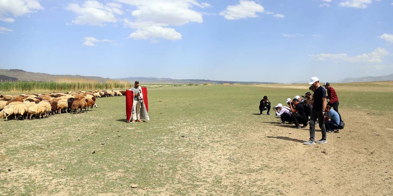 Usta fotoğraf sanatçısı Coşkun Aral: Tarihe iz bırakmak önemli