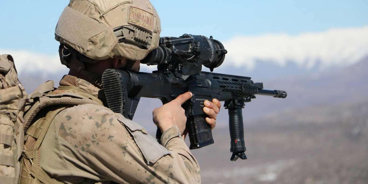Fırat Kalkanı ve Barış Pınarı bölgelerinde 5 PKK mensubu öldürüldü