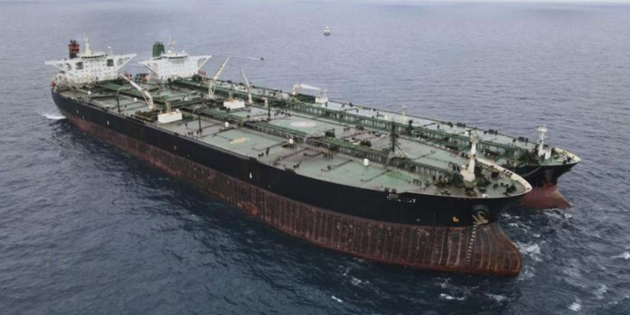 Endonezya alıkoyduğu İran tankerini serbest bıraktı