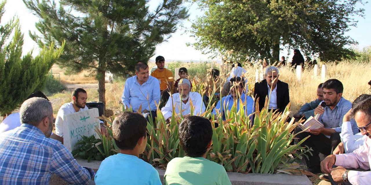 Şehîdên Xanikê li ber serê qebrên xwe hatin bîranîn