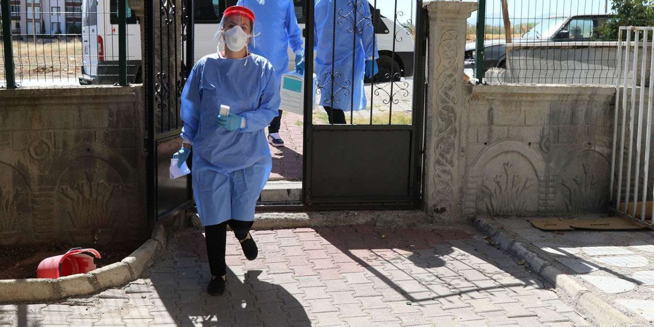 Temaslı Takibi Rehberi güncellendi: Karantina süreleri uzadı