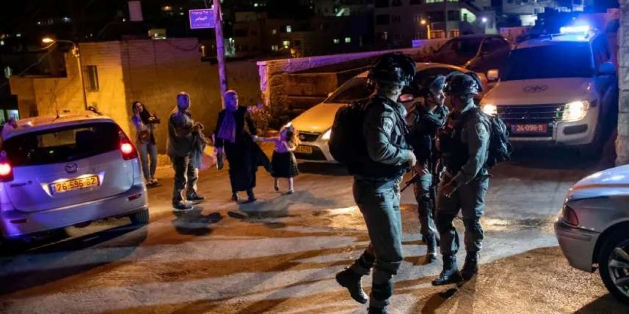Zionist police kidnap Jerusalemite teen from Issawiya street