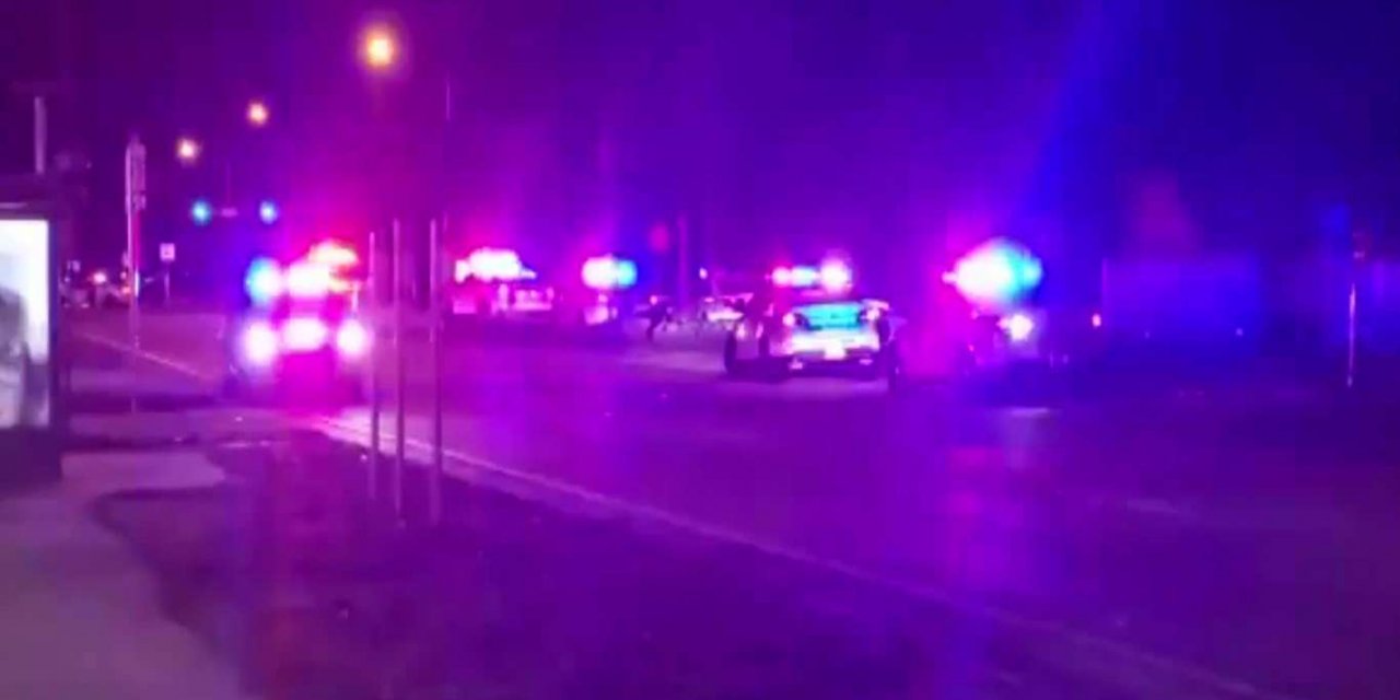 2 killed, more than 20 injured in mass shooting at a concert in Miami, Florida