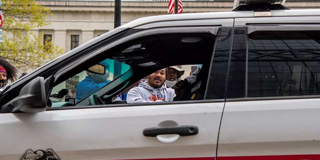 ABD'de silahlı saldırı: 2 ölü 20 yaralı