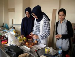 Öğrenciler Bilim Şenliği'ne hazırlanıyor