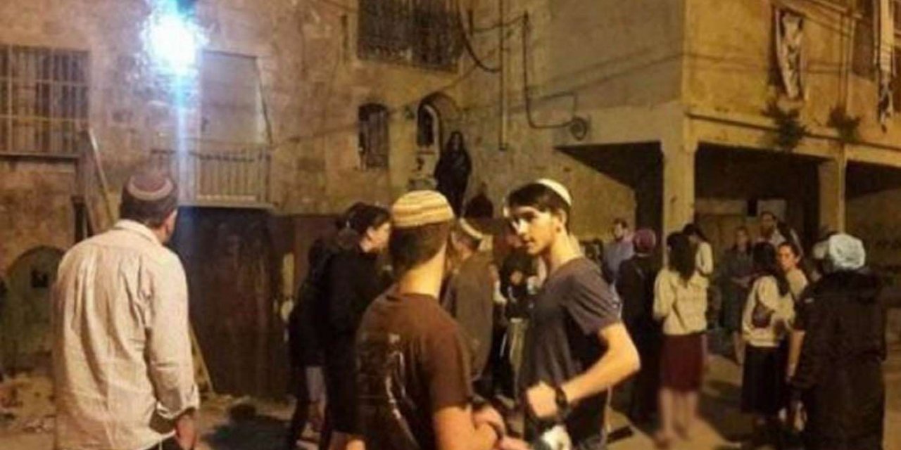 Yahudi işgalcilerin mescit baskını engellendi