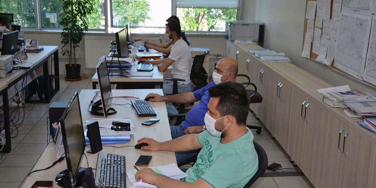 Kamu kurumlarında esnek mesai uygulamasına devam edilecek