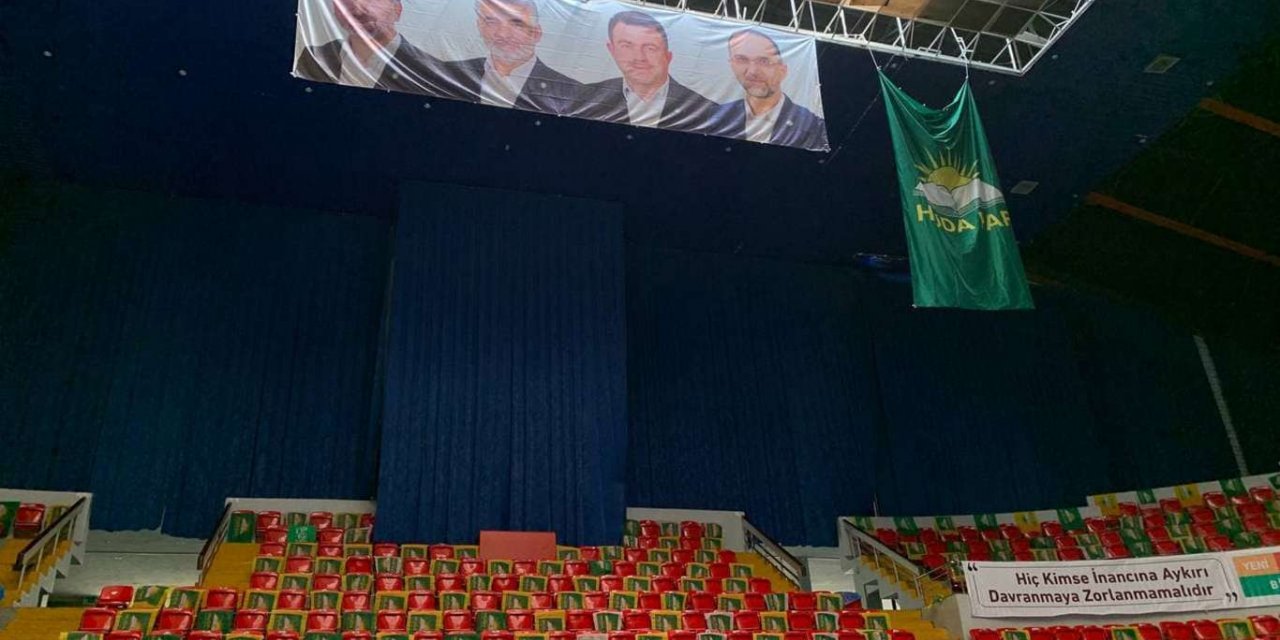 HUDA PAR amadehîyên xwe yên ji bo Kongreya Mezin a Asayî ya 4emîn temam kir