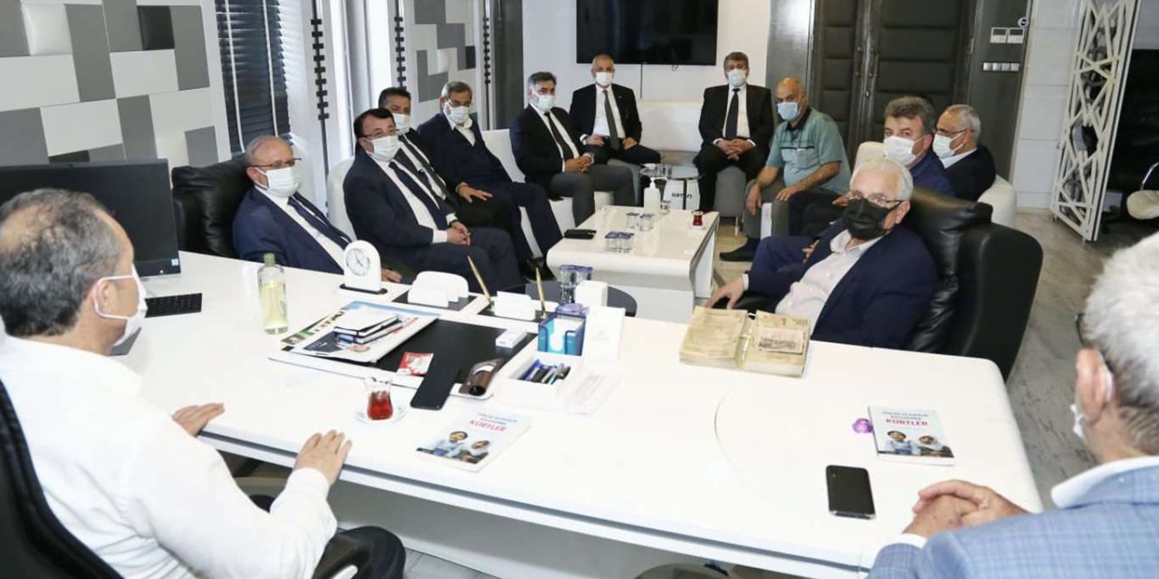 Aşiret liderlerinden Adıyaman Belediye Başkanına ziyaret