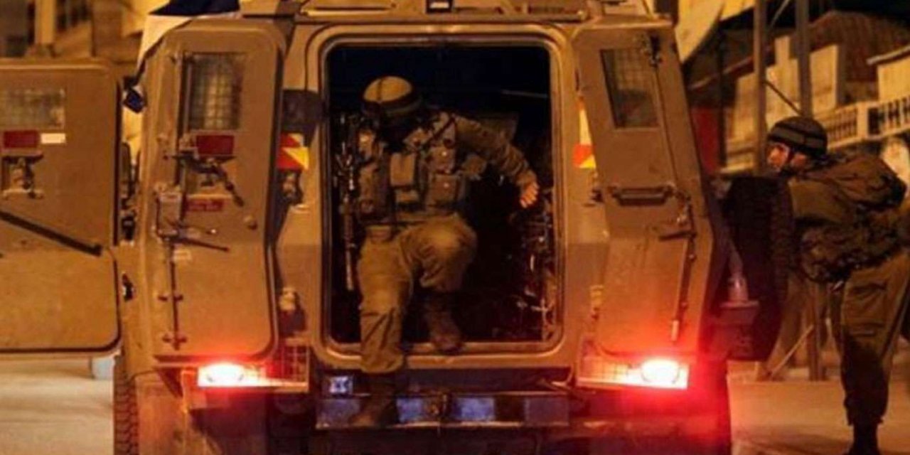 Zionist forces kidnap at least 6 Palestinians in various areas of West Bank