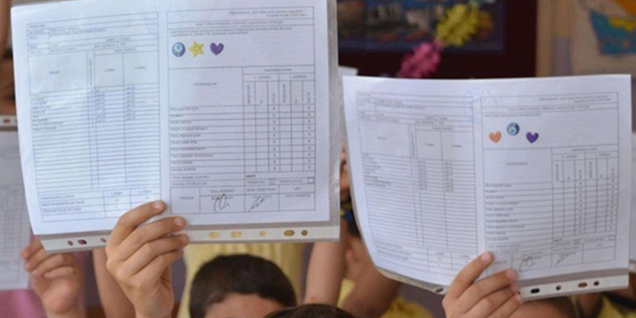 İsteyen veliler için öğrenci karneleri basılı olarak verilecek