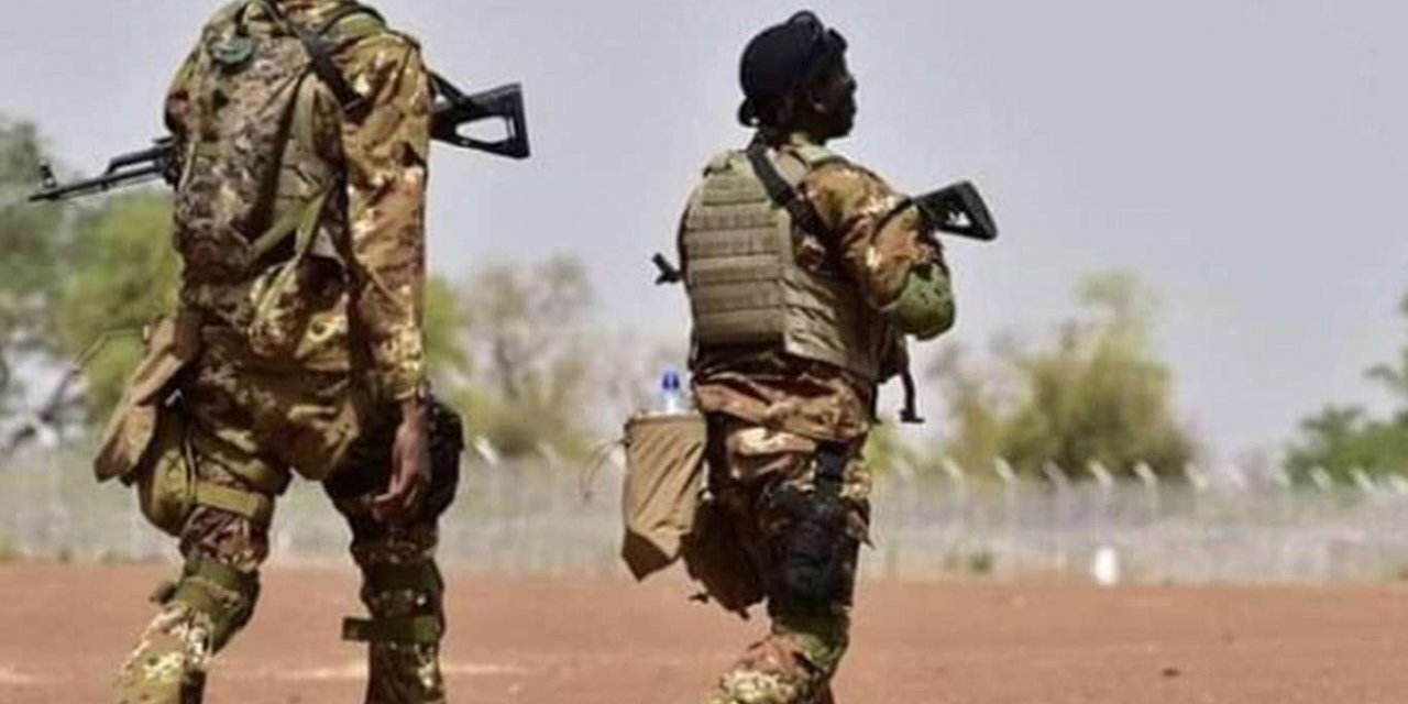 Fransa, Mali ile ortak askeri operasyonlarını askıya aldı