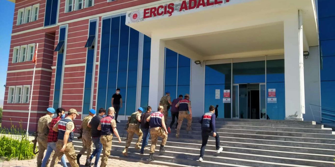 Van'da uyuşturucu operasyonunda 5 kişi tutuklandı