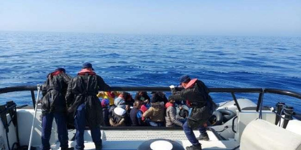 Son bir haftada 225 düzensiz göçmen kurtarıldı
